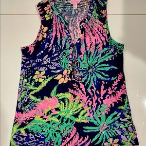 Lilly Pulitzer EUC Essie Top
